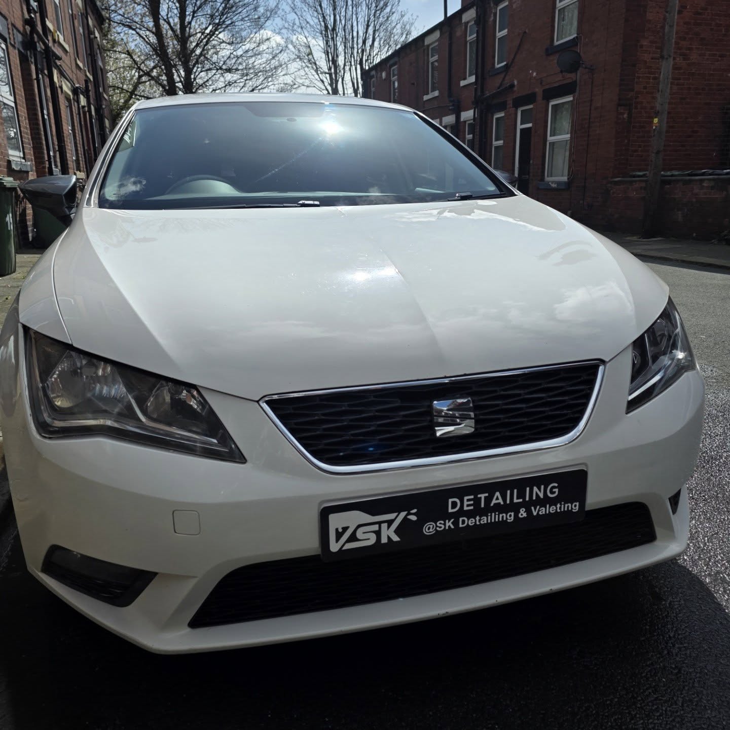 White Seat Leon after full valet